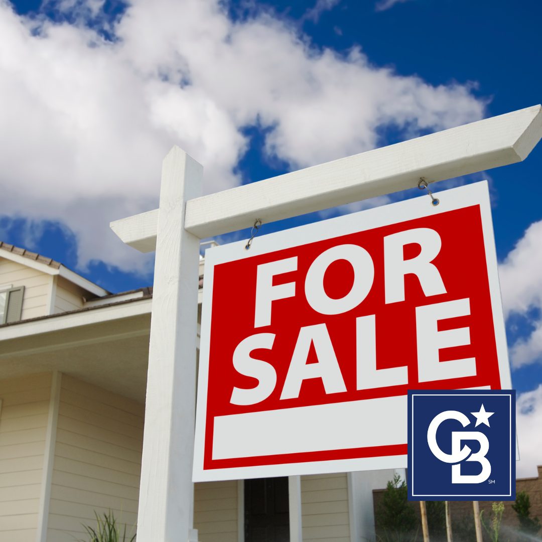 For sale sign in front of a house with no buyers, illustrating when your house doesn’t sell in Denver’s real estate market.